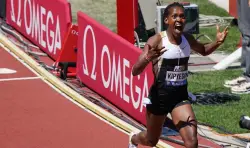Would Pre be proud? Kenyan women set stunning world records in the 1500, 5000