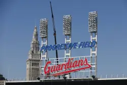 Trump’s latest demand: Washington football and Cleveland baseball teams should change names back